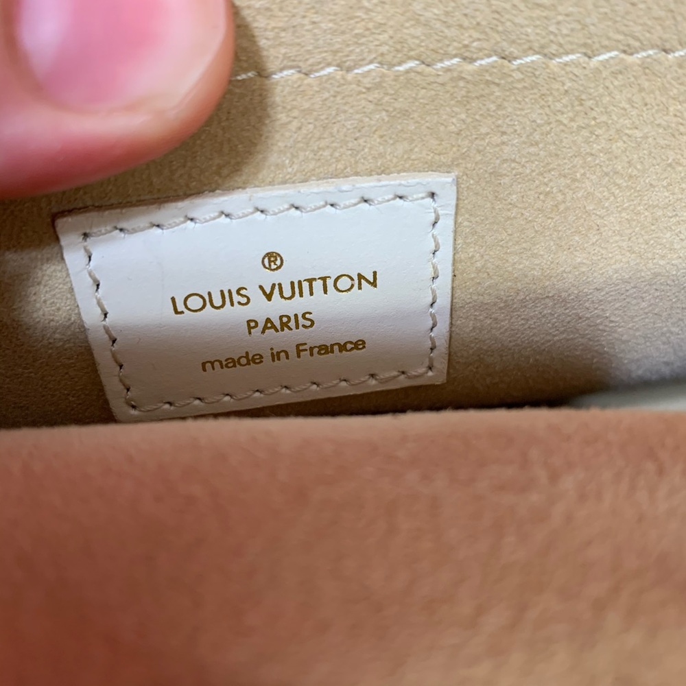 Louis Vuitton Trapeze Pm Camel Mini Lin Hobo Bag - Picture 14 of 15